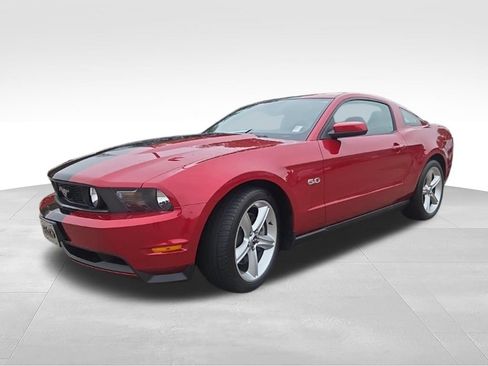 Used 2011 Ford Mustang GT Premium w/ Comfort Pkg RWD image 3