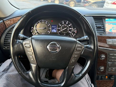 Used 2019 Nissan Armada SL w/ Premium Package image 18