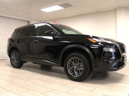 Used 2021 Nissan Rogue S FWD image 5
