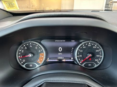 Certified 2022 Jeep Renegade Latitude w/ Convenience Group image 35