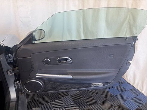 Used 2004 Chrysler Crossfire Coupe RWD image 12