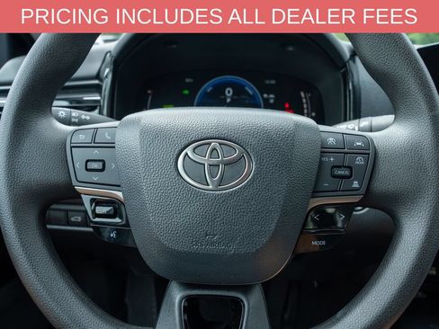 Used 2026 Toyota Camry LE FWD image 17
