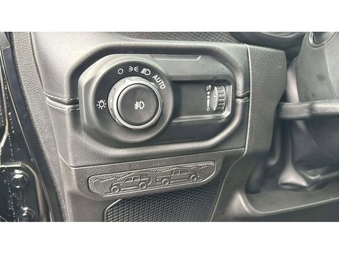 Used 2024 Jeep Wrangler Unlimited Rubicon image 19