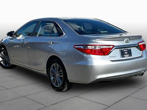 Used 2017 Toyota Camry SE FWD image 12