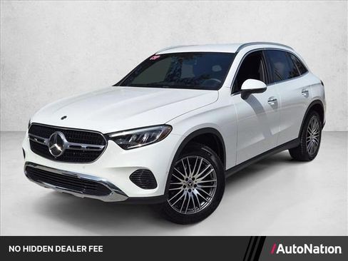 Certified 2026 Mercedes-Benz GLC 300 image 1