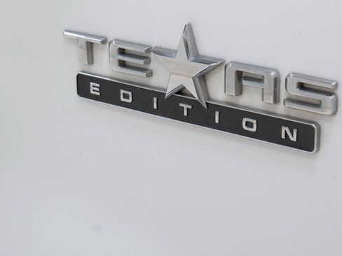Used 2022 Chevrolet Silverado 1500 LTZ w/ LTZ Premium Texas Edition AWD/4WD image 15