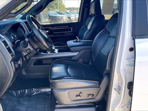 Used 2022 RAM 2500 Laramie w/ Night Edition image 23