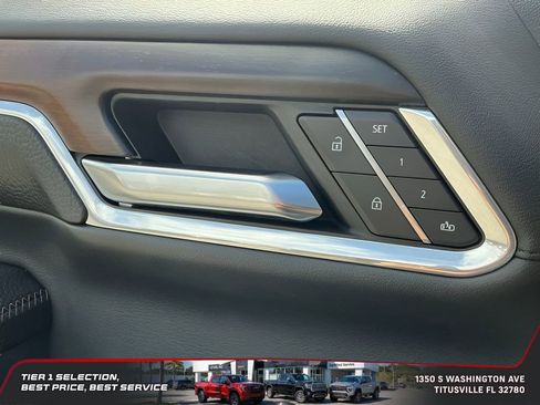 Used 2024 GMC Sierra 2500 Denali w/ Denali Reserve Package image 32