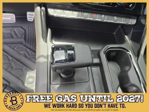 New 2026 GMC Sierra 1500 AT4 w/ Technology Package AWD/4WD image 24
