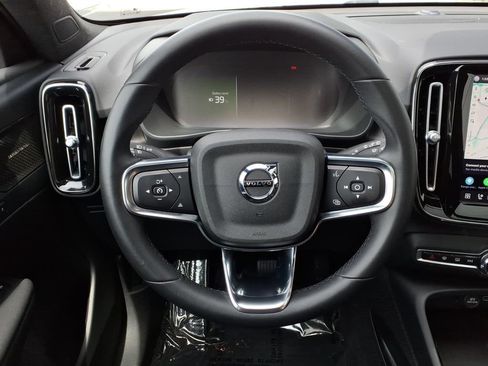 Certified 2023 Volvo XC40 Recharge Ultimate w/ Protection Package Premier AWD/4WD image 14