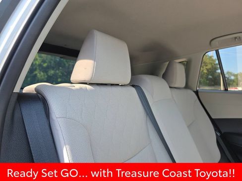 Certified 2025 Toyota Corolla Cross L FWD image 19