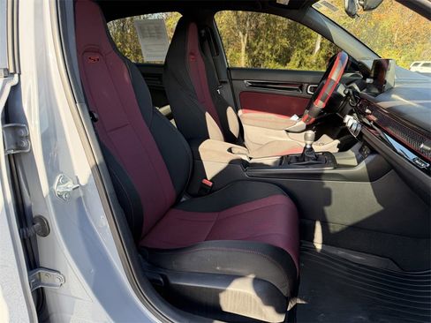 Used 2024 Honda Civic Si image 13