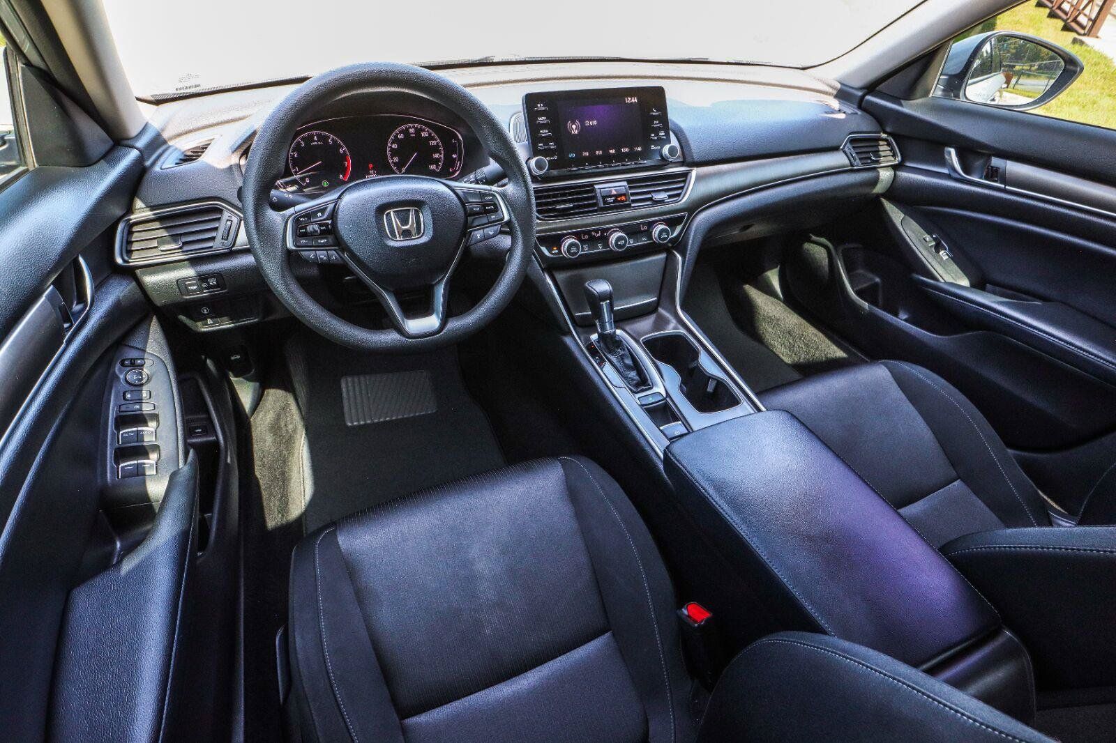 Used 2018 Honda Accord LX image 21