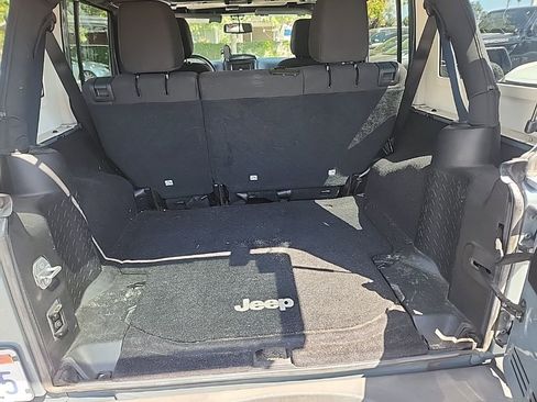 Used 2015 Jeep Wrangler Unlimited Sport w/ Quick Order Package 24S AWD/4WD image 12