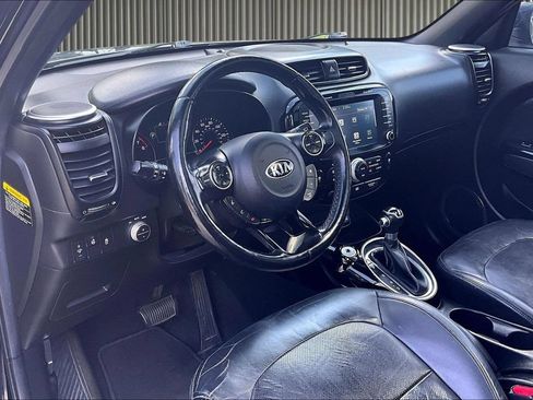 Used 2014 Kia Soul ! w/ Sun & Sound Package FWD image 14