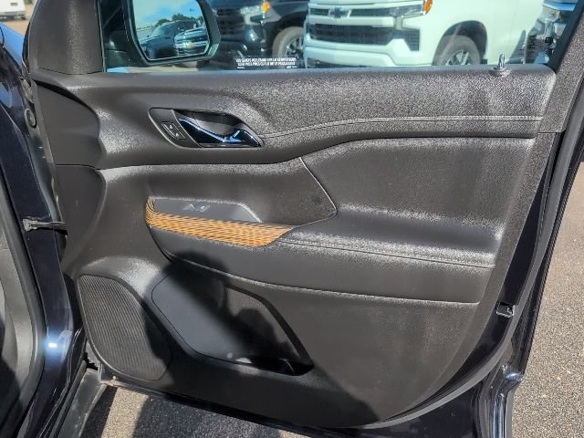 Used 2022 GMC Acadia SLE AWD/4WD image 39
