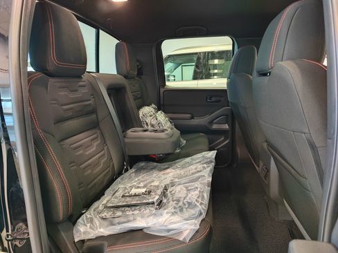 New 2026 Nissan Frontier PRO-4X w/ Pro-4x Convenience Package AWD/4WD image 14