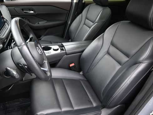 Used 2023 Nissan Rogue SV w/ SV Premium B Package AWD/4WD image 11