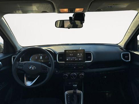 New 2026 Hyundai Venue SEL image 9