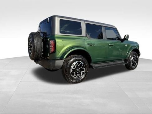 Used 2025 Ford Bronco Outer Banks image 4