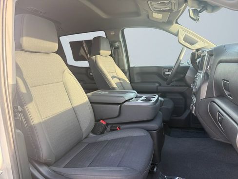 Used 2022 Chevrolet Silverado 1500 Custom image 15