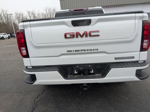 Used 2022 GMC Sierra 1500 Elevation w/ Preferred Package image 6