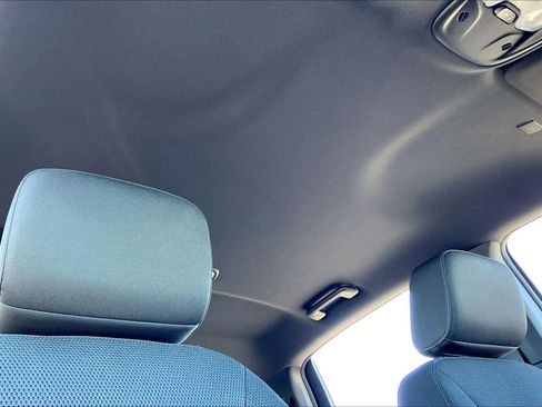 Used 2024 GMC Canyon Elevation w/ Convenience Package image 14