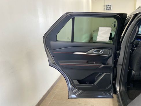 New 2026 Ford Explorer ST-Line image 38