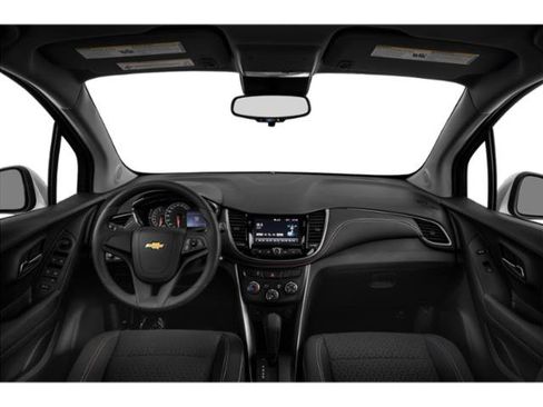 Used 2018 Chevrolet Trax LS AWD/4WD image 3