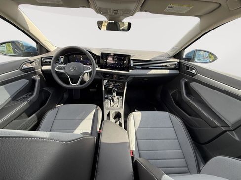 New 2025 Volkswagen Jetta SE image 11