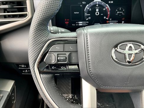 New 2026 Toyota Tundra Platinum AWD/4WD image 25