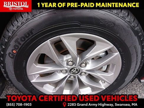 Certified 2023 Toyota Sienna XLE image 10