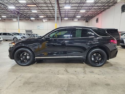 Used 2024 Genesis GV70 2.5T w/ Select Package image 7