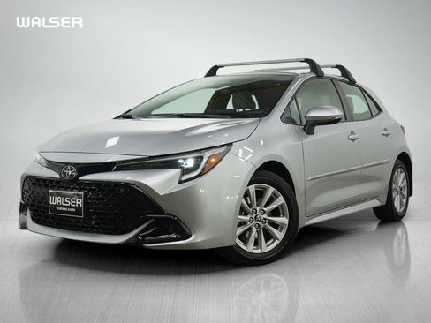 Used 2024 Toyota Corolla SE w/ SE Package image 1