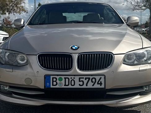 Used 2013 BMW 328i Convertible w/ Premium Pkg image 2