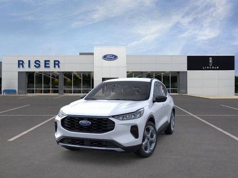New 2026 Ford Escape ST-Line w/ Tech Pack #1 FWD image 2