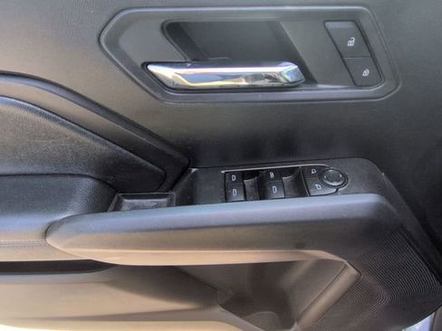 Used 2023 Chevrolet Colorado LT w/ LT Convenience Package III image 25