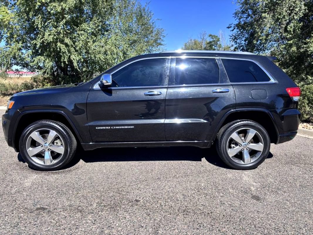 Used 2015 Jeep Grand Cherokee Overland w/ Advanced Technology Group AWD/4WD image 5
