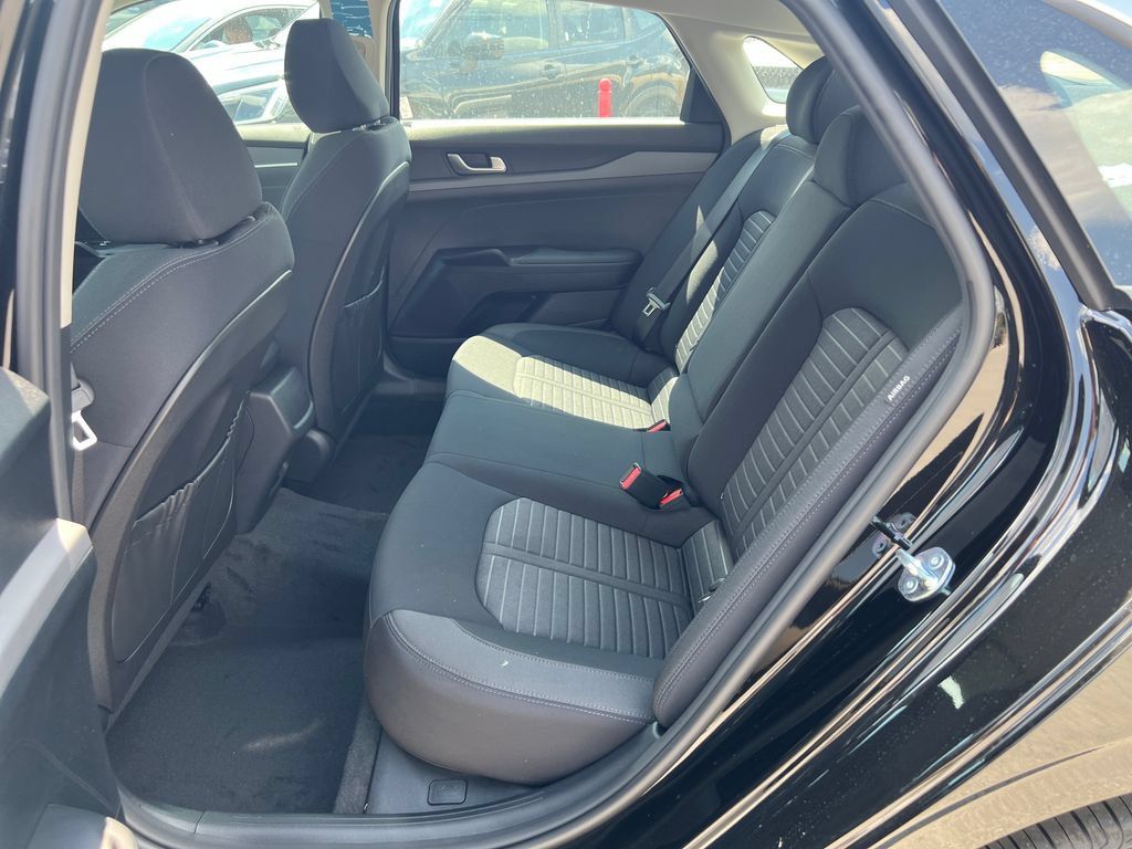New 2026 Kia K5 LXS FWD image 14