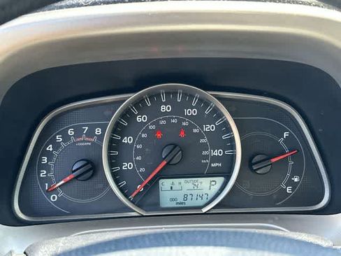 Used 2015 Toyota RAV4 XLE AWD/4WD image 7