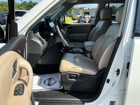 Certified 2023 Nissan Armada Platinum w/ Captain's Chairs Package RWD image 12