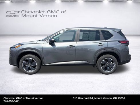 Used 2026 Nissan Rogue SV AWD/4WD image 4