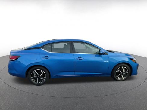 Used 2025 Nissan Sentra SV image 16