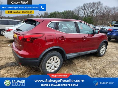 Used 2019 Nissan Rogue Sport S image 4