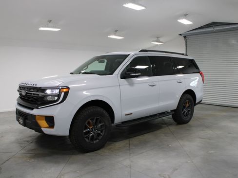 New 2026 Ford Expedition Tremor AWD/4WD image 3