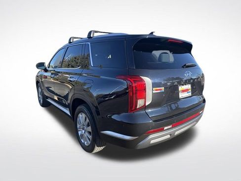 Used 2023 Hyundai Palisade SEL AWD/4WD image 3