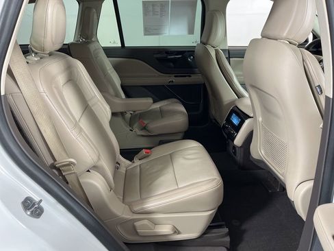 Used 2021 Lincoln Aviator Grand Touring w/ Elements Package Plus image 15