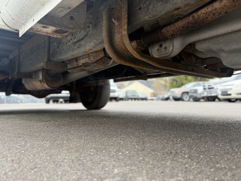 Used 2012 Ford E-350 and Econoline 350 Super Duty image 16