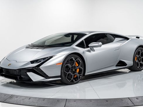 Used 2023 Lamborghini Huracan Tecnica RWD image 7