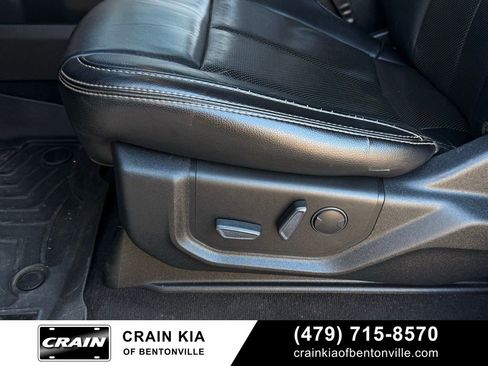 Used 2020 Ford F250 Lariat w/ Lariat Value Package AWD/4WD image 11